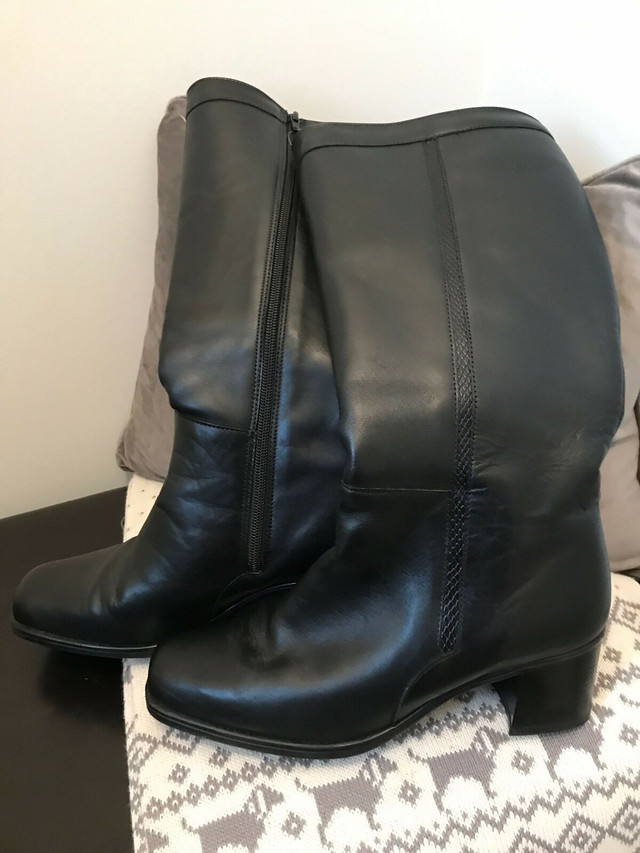 Ladies Tall College Boots Size 10 in Women's - Shoes in Pembroke