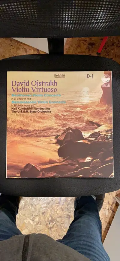 Beethoven, Mendelssohn Violin vinyl record album . Posted in buy and sell, cds, dvds, blu-ray in Ott...