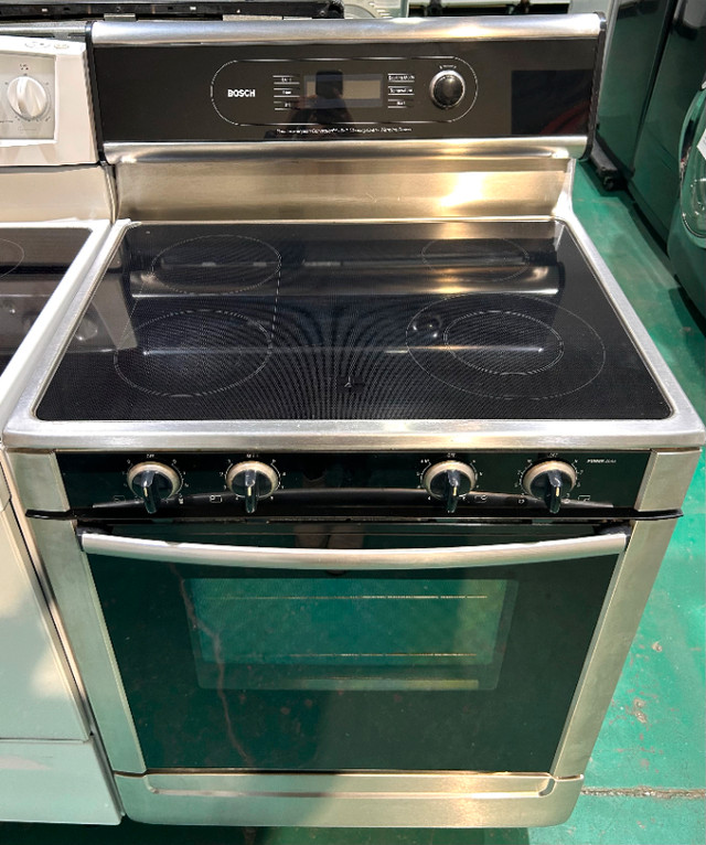 (Reconditioned) Bosch Glass-Top Stove HES7052C/01 in Stoves, Ovens & Ranges in Calgary - Image 2