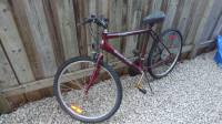 Bicycle / Bike 21 inch frame, 26 inch wheels