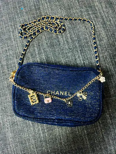 Chanel little purse/bag , View more