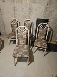 4 Dining Chairs