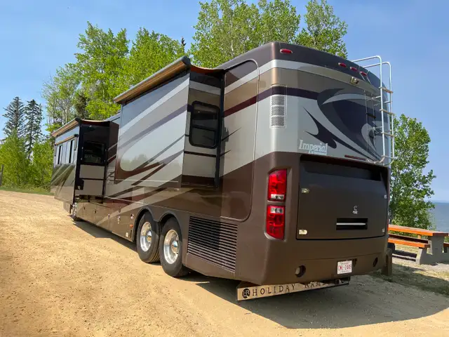 2006 holiday rambler imperial in RVs & Motorhomes in Grande Prairie - Image 3