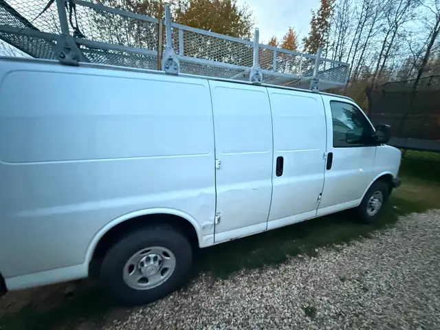 2018 Chevrolet Express593713895687464961