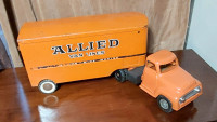 Vintage debut 60, Beau truck Tin, Allied Van lines transport, 2