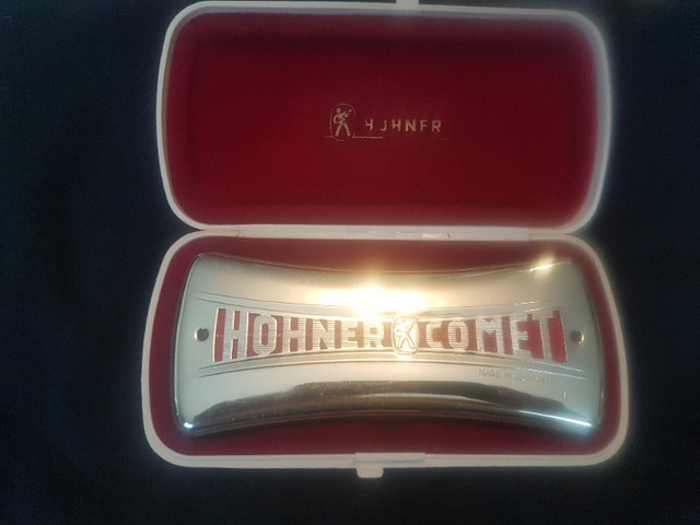 Hohner Comet   C/G harmonica in Woodwind in Calgary - Image 2