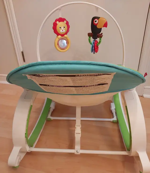 Fisher Price Infant to Toddler Rocker Bouncer , Batteries includ in Playpens, Swings & Saucers in Oakville / Halton Region - Image 8