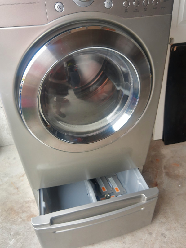 LG 27 Inch Electric Dryer with 7.3 Cu. Ft. Capacity Drum Washers