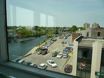 GORGEOUS OFFICE SUITE 301 BRIDGEFRONT TOWER in Commercial & Office Space for Rent in Belleville - Image 3