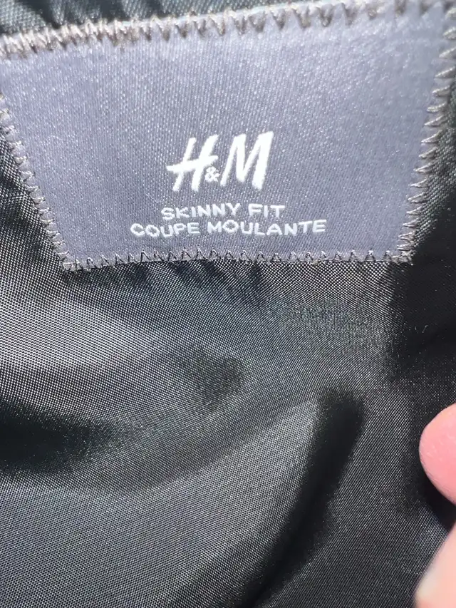 men’s skinny fit suit jacket size 38R in Men's in Calgary - Image 4