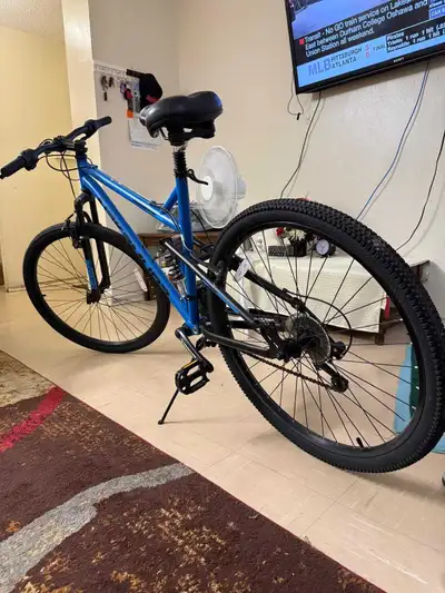 Moving SALE !!!! Only 250 dollars Mountain Bike 27.5 inch, View more