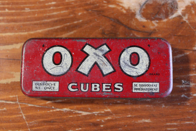 Vintage OXO Cubes Tin in Arts & Collectibles in London - Image 2