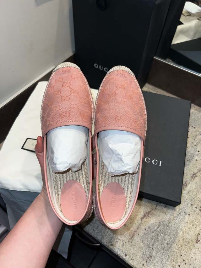 BRAND NEW AUTHENTIC in the box NEVER WORN GUCCI espadrilles in Women's - Shoes in Edmonton - Image 3