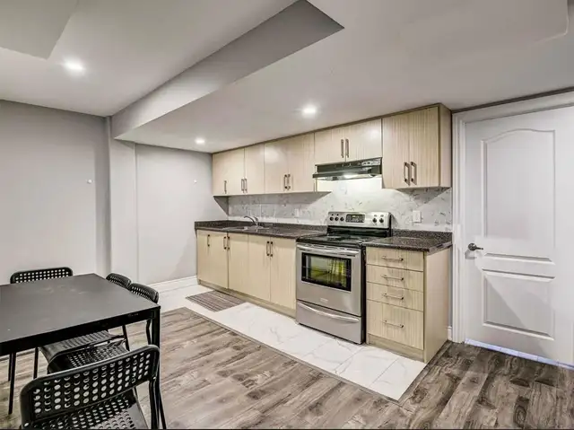 1 Bedroom walkout basement for rent in Long Term Rentals in Mississauga / Peel Region - Image 5