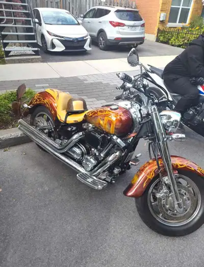 05 Yamaha road star 1700cc midnight star edition full custom brand new battery everything runs and r...