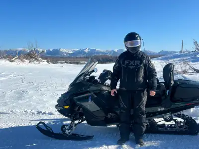 2024 grand Touring limited with 16000 kL. In excellent condition with all maintenance done with proo...