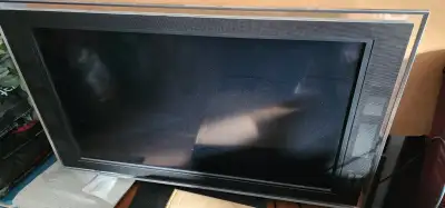 Téléviseur Sony KDL-40XBR 40 pouces, View more