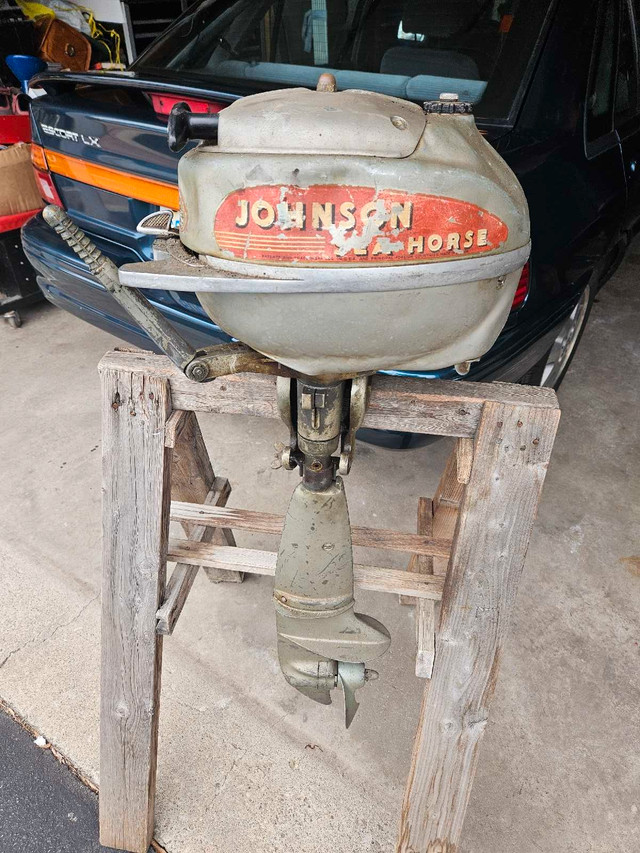 Vintage Johnson Seahorse Outboard in Other in Mississauga / Peel Region - Image 4