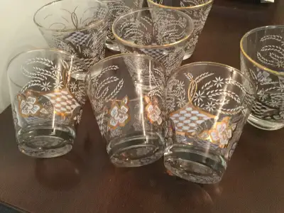 Vintage Eight (8) Old Fashioned  GOLD PATTERN Glasses, View more