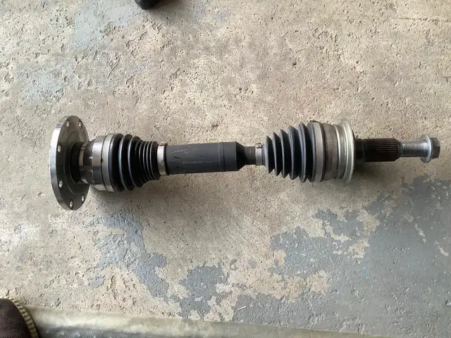 CV AXELS in Transmission & Drivetrain in Calgary - Image 3