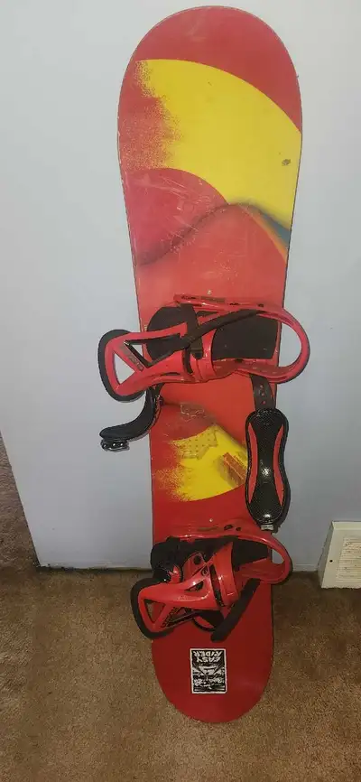 Burton 40 Custom Smalls Flying-V Snowboard and Bindings, View more