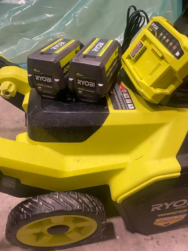RYOBI 40V HP 21-inch Brushless Cordless Battery Snowblower w in Snowblowers in Ottawa - Image 6