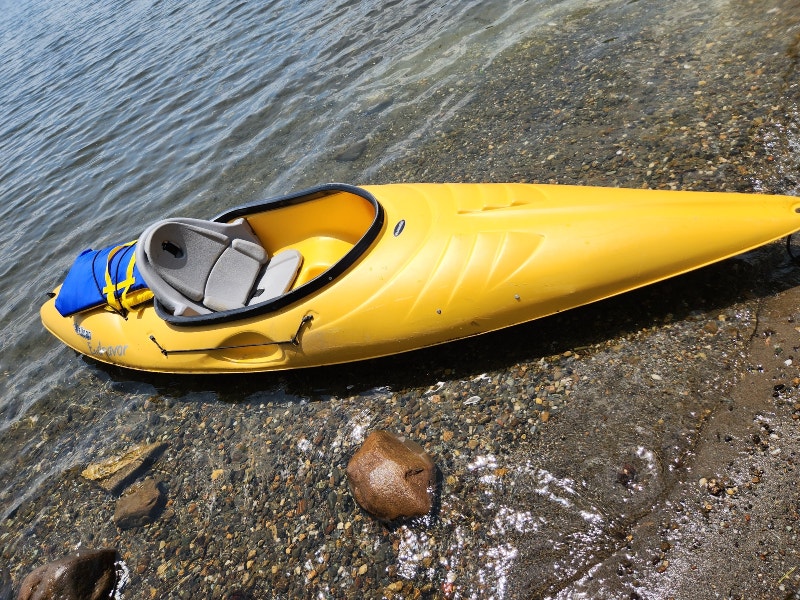 Kayak fermé pelican 10 pieds support de toit spirt rack UNIVERSE