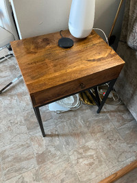 Side table very good condition