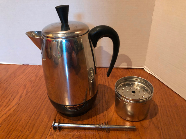 8 CUP COFFEE PERCOLATOR in Coffee Makers in Moncton