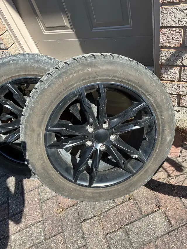 Snows on alloy wheels in Tires & Rims in Peterborough - Image 3