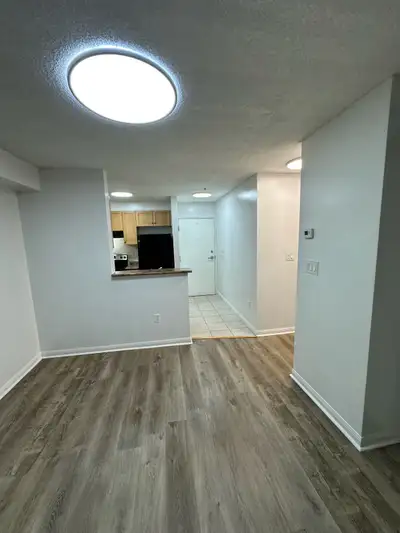 1 Bed + 1 Den Condo Apartment for Rent Location: 5225 Finch Avenue Street, Suite 113, Scarborough ON...