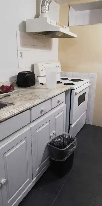 Basement apartment, one bedroom plus den, kitchen and washroom, laundry all private, no share. Clean...