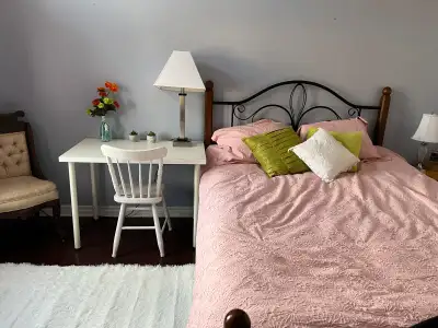 Beautiful, private, single, furnished room for one person only. Utilities, laundry, and Wifi are inc...