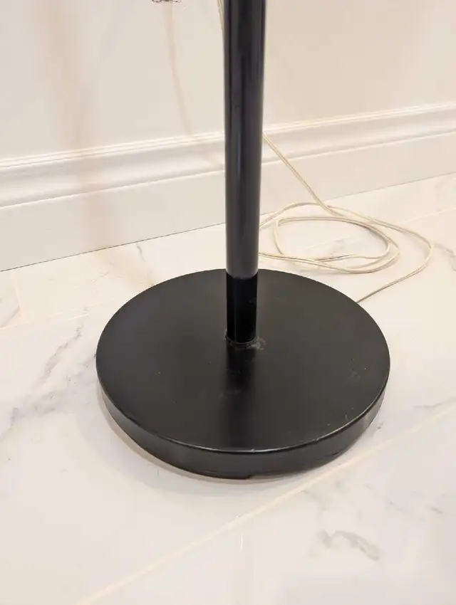 MCM two light gooseneck floor lamp in black in Indoor Lighting & Fans in Oshawa / Durham Region - Image 9