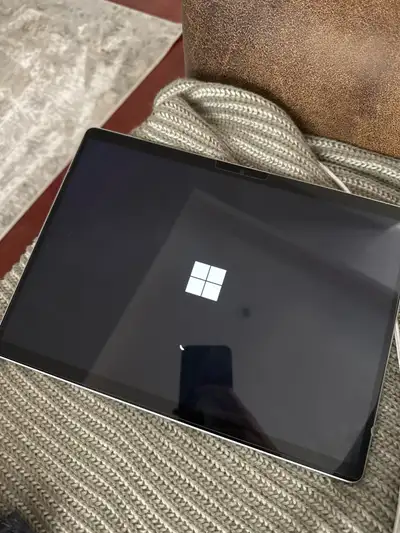 Surface Pro 9 10/10 condition, View more