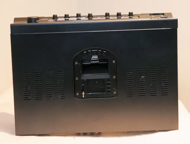 Pyle Hybrid Amplifier PT270AIU – Home Audio Receiver in Stereo Systems & Home Theatre in Mississauga / Peel Region - Image 9