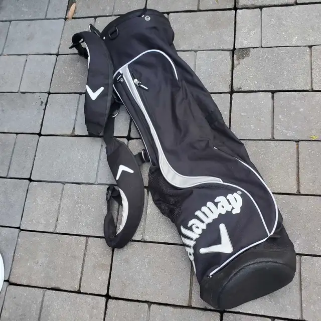 CALLAWAY Sunday Golf Bag with Backpack Straps  in Golf in Barrie - Image 7