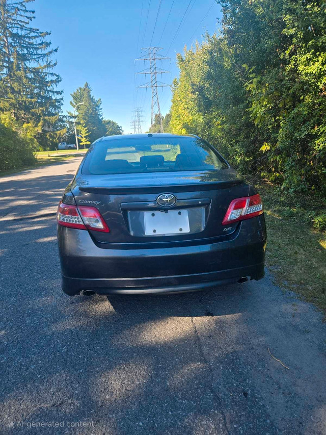 Toyota camry 2011 in Cars & Trucks in Ottawa - Image 2