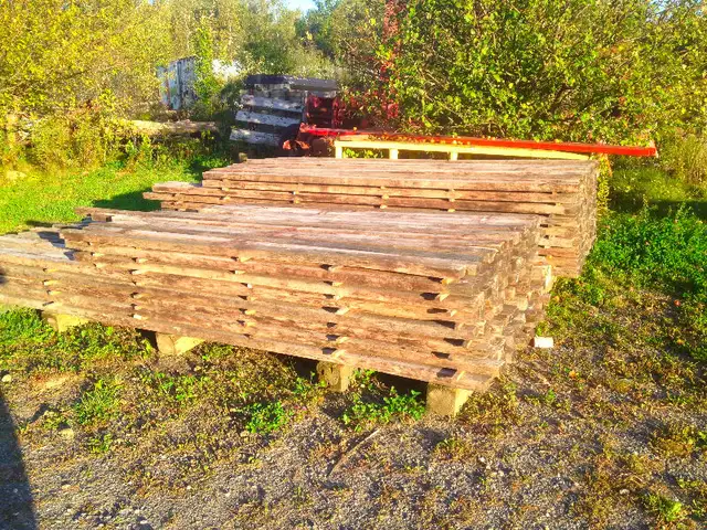 BOIS ET POUTRE DE GRANGE in Other in Saint-Hyacinthe - Image 5