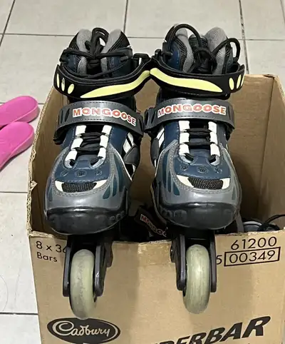 Dispo en size 4 et 5 fille, peut être unisex En excellente condition