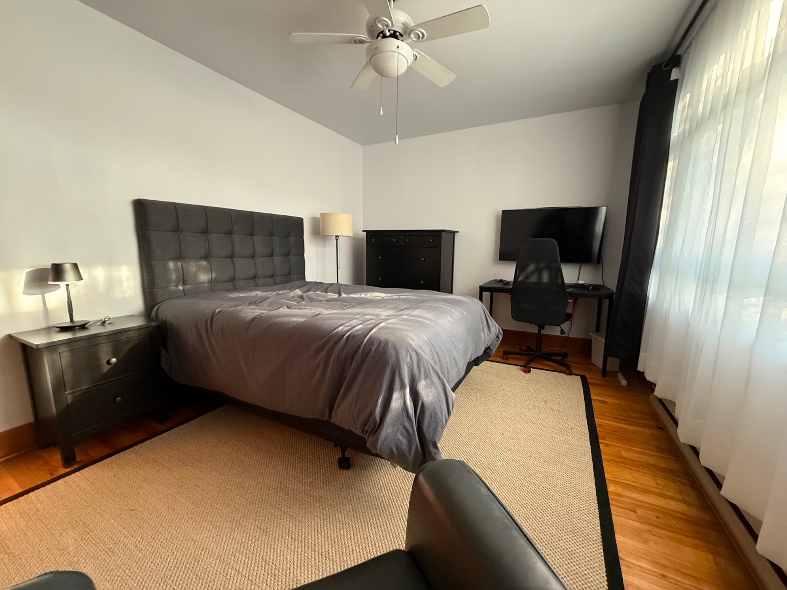 COLOC AHUNTSIC MONTREAL - GRANDE CHAMBRE À LOUER — photo 2