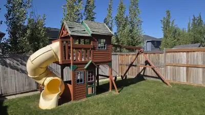FREE: Kids Playhouse, View more
