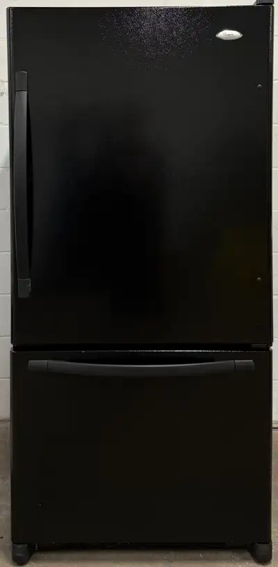 -Refrigerator “WHIRLPOOL” 33 inch wide H70/W33/D31, View more