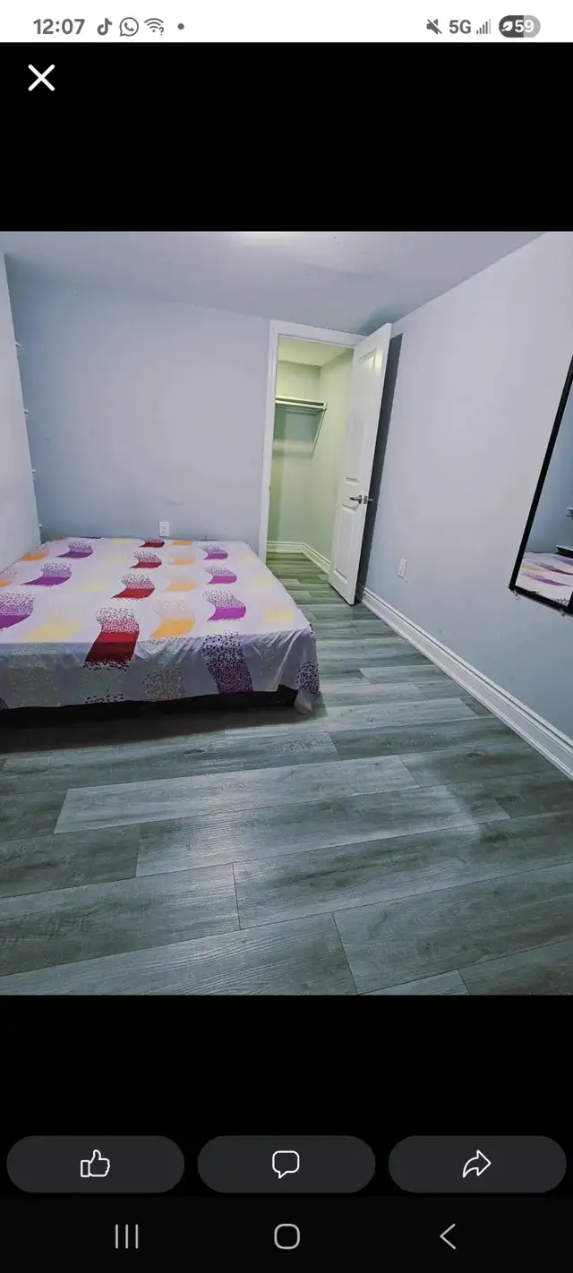 Room available for couple or girls