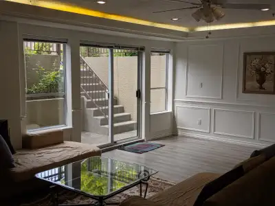 A beautiful, large one-bedroom suite in the best area in Shaughnessy, close to UBC, the Airport, Dow...
