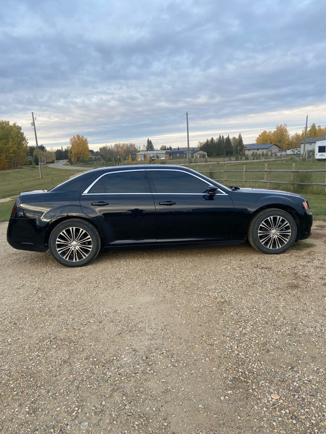 2012 Chrysler 300s in Cars & Trucks in Edmonton - Image 3