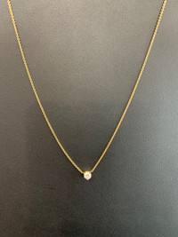 Brilliant 18K Yellow Gold Solitaire Pendant and Chain