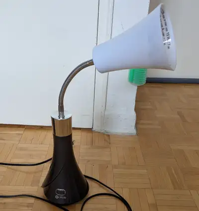 Tulip Design 15W Desk Table Lamp Flexible Retractable Adjustable, View more