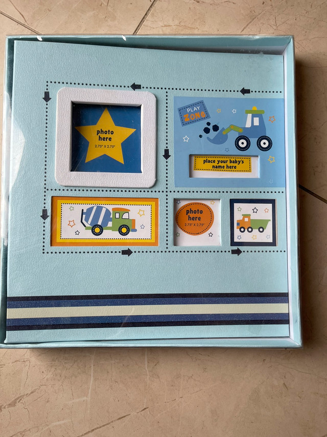 Child’s photo album and frame set in Multi-item in Markham / York Region - Image 3