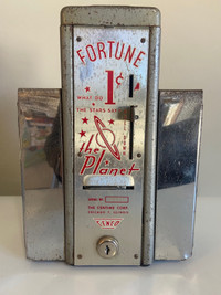 Vintage "The Planet" 1 Cent Fortune Teller Napkin Dispencer